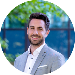 portrait julian hafner